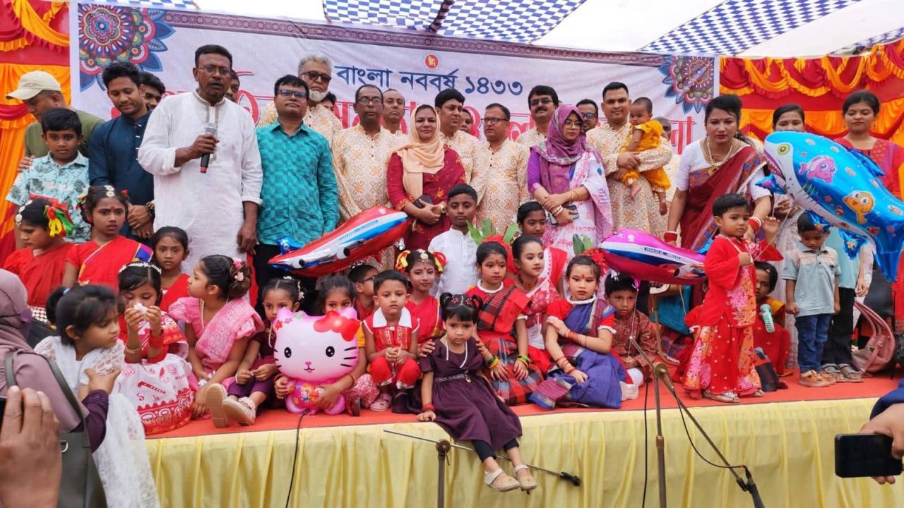 লোকজ মেলায় বর্ণিল সেনবাগ, বৈশাখে মাতল পুরো উপজেলা