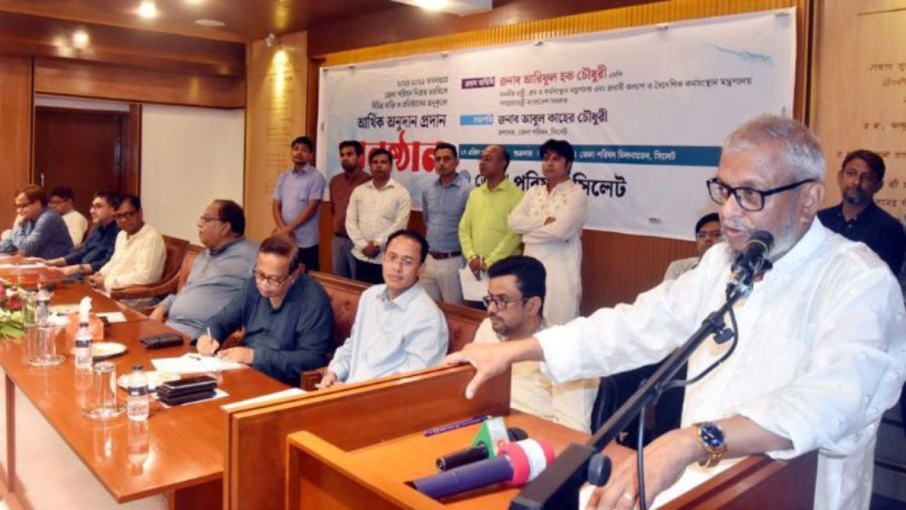 মধ্যপ্রাচ্যের বিকল্প শ্রমবাজার খুঁজছে সরকার: প্রবাসীকল্যাণ মন্ত্রী