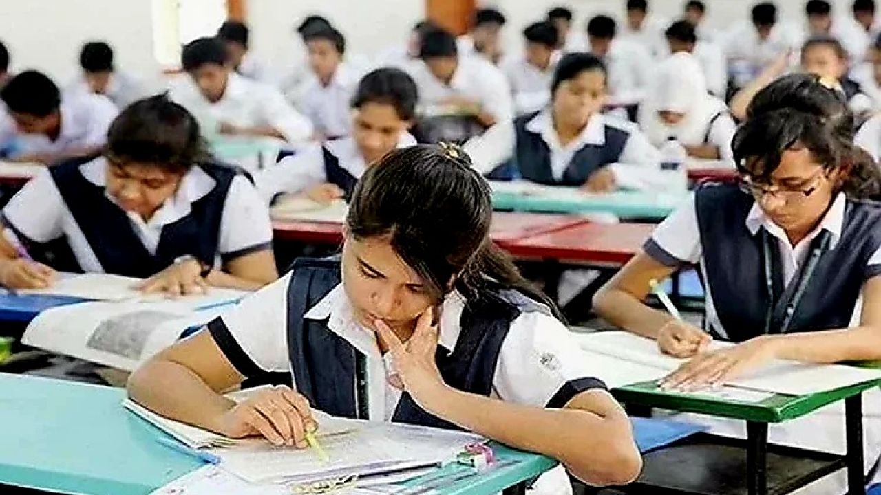 এসএসসি পরীক্ষায় ‘নীরব বহিষ্কার’ বাতিল