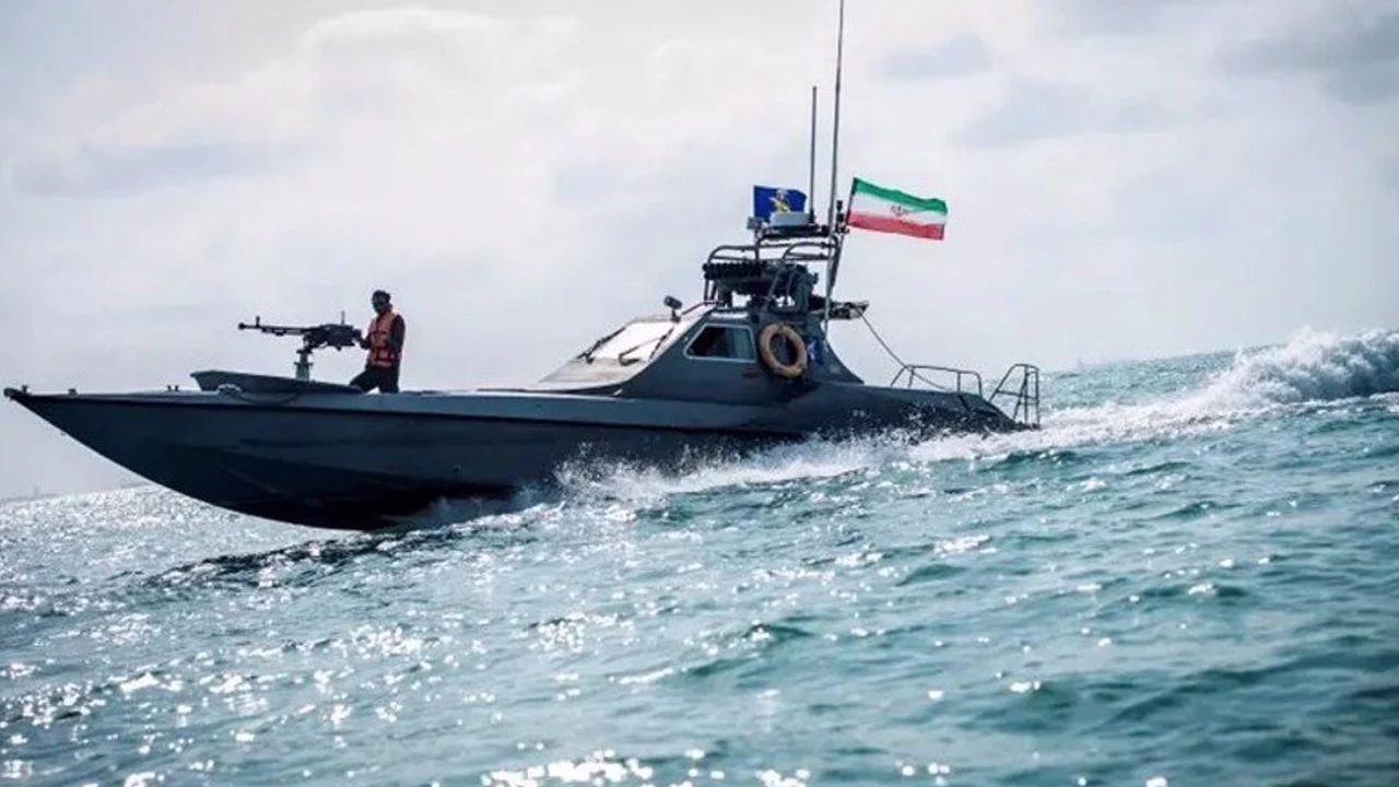 জাহাজ জব্দের মার্কিন প্রচেষ্টা প্রতিহতের দাবি ইরানের