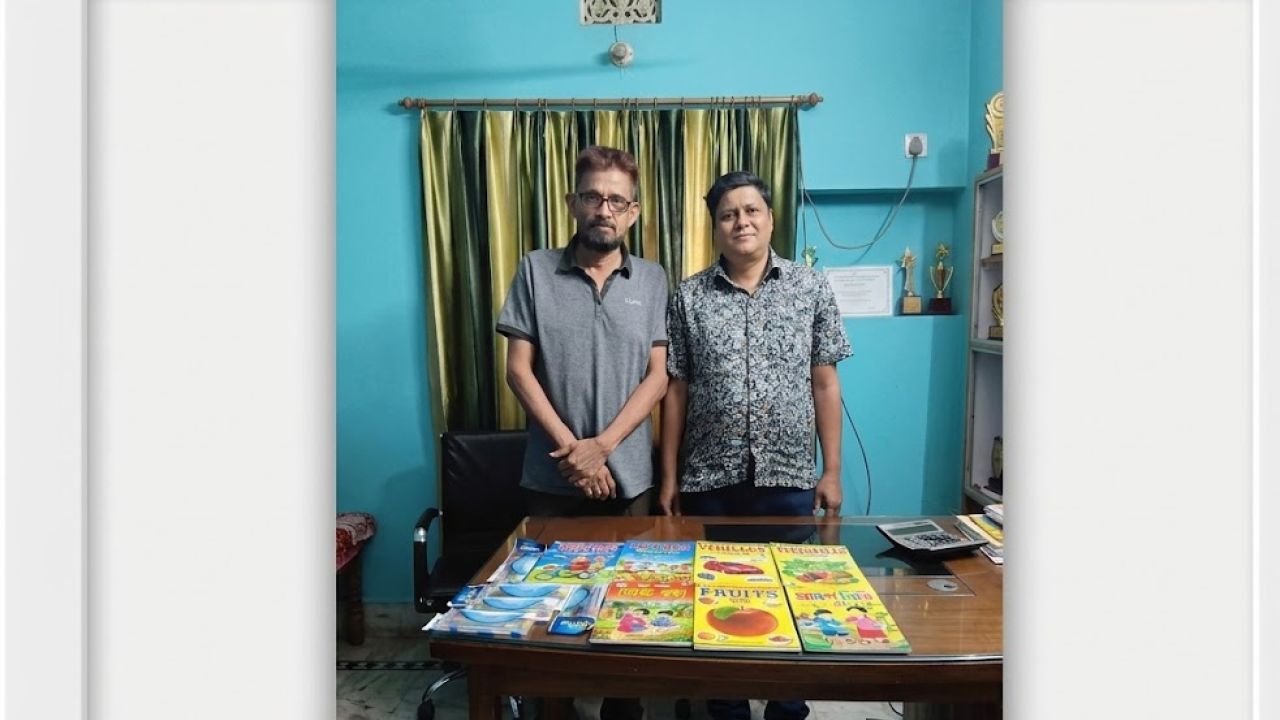 সুবিধাবঞ্চিত শিশুদের মাঝে রাব্বি হারবালের শিক্ষা সামগ্রী ও উপহার বিতরণ