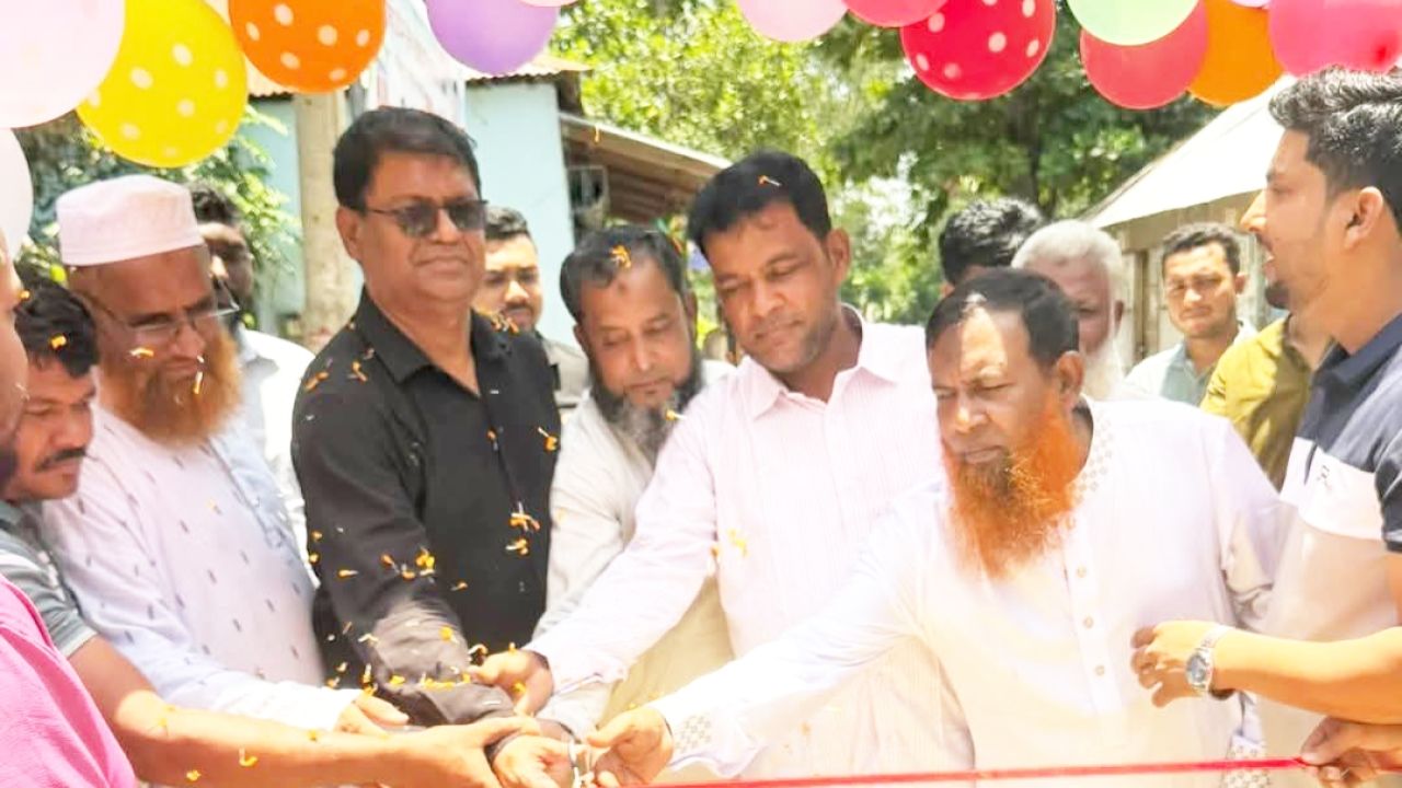 গোরকাটায় মেধাবীদের সম্মাননা: শিক্ষার্থীদের উচ্ছ্বাসে মুখর বৃত্তি প্রদান অনুষ্ঠিত