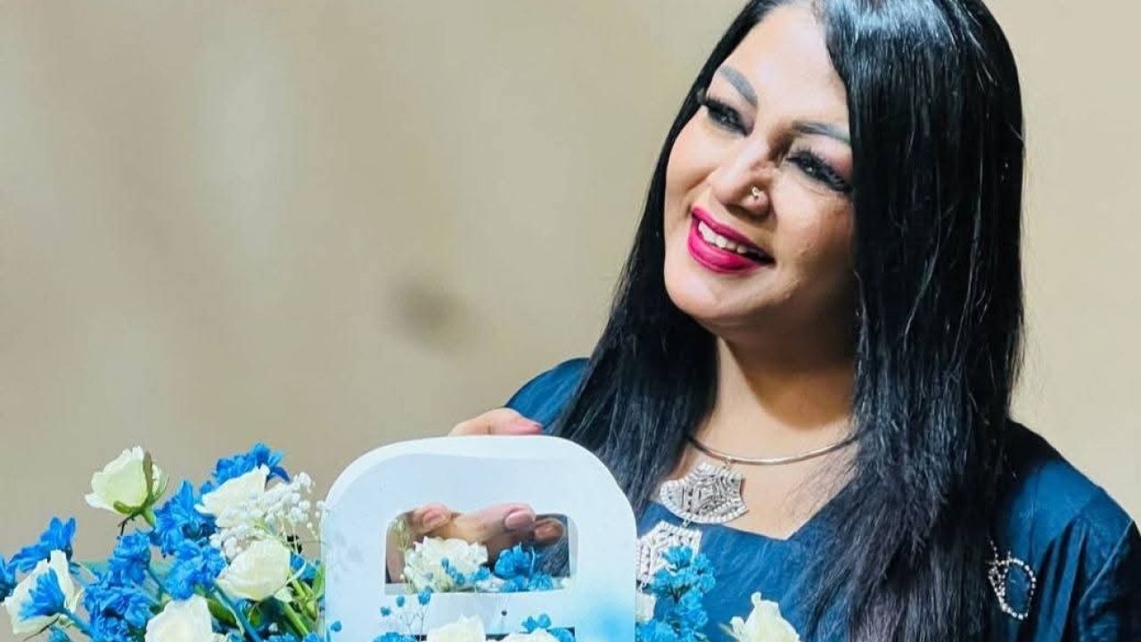 জনপ্রিয় র‌্যাম্প মডেল তারকা বুলবুল টুম্পার জন্মদিনের শুভেচ্ছা 